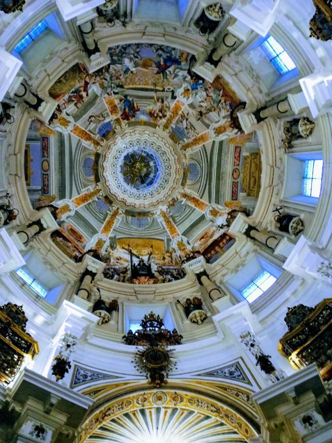 Hispalis Santa Angela Seville Luaran gambar